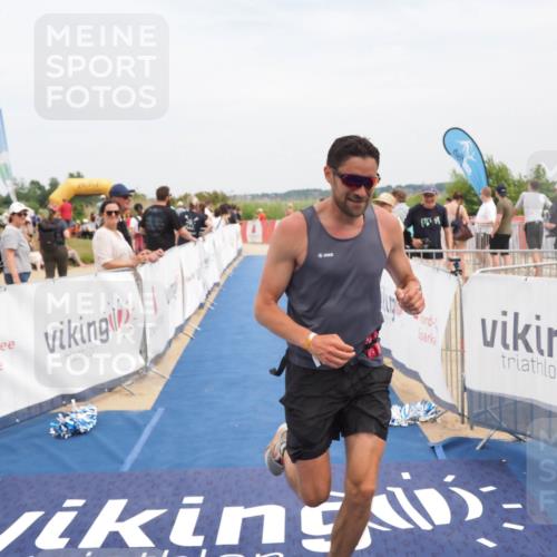 22.06.2025 - Viking Triathlon MichiJ http://msf.ph/oto/8120932 22.06.2025 15:12:29 Ziel 643 meine-sportfotos.de
