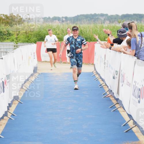 22.06.2025 - Viking Triathlon MichiJ http://msf.ph/oto/8120952 22.06.2025 17:04:44 Ziel 466 meine-sportfotos.de