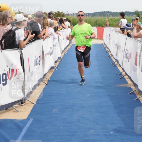 22.06.2025 - Viking Triathlon MichiJ http://msf.ph/oto/8120960 22.06.2025 14:59:27 Ziel 654 meine-sportfotos.de