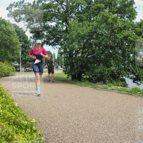22.06.2025 - Viking Triathlon KatJ http://msf.ph/oto/8120962 22.06.2025 15:15:21 Laufen 181, 473 meine-sportfotos.de