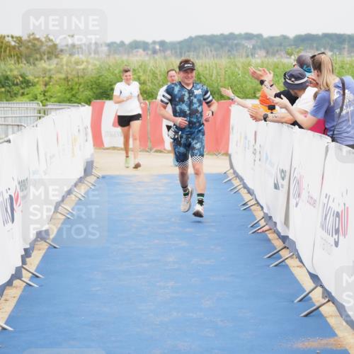 22.06.2025 - Viking Triathlon MichiJ http://msf.ph/oto/8120966 22.06.2025 17:04:44 Ziel 466 meine-sportfotos.de