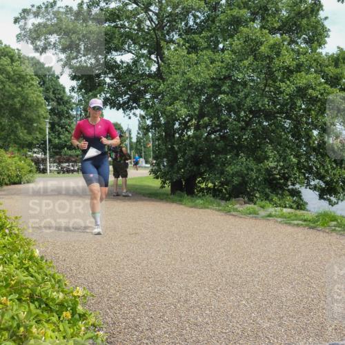 22.06.2025 - Viking Triathlon KatJ http://msf.ph/oto/8120976 22.06.2025 15:15:21 Laufen 181, 473 meine-sportfotos.de