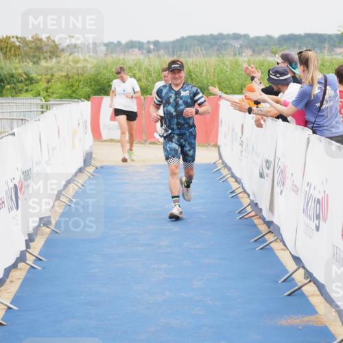 22.06.2025 - Viking Triathlon MichiJ http://msf.ph/oto/8120990 22.06.2025 17:04:44 Ziel 466 meine-sportfotos.de