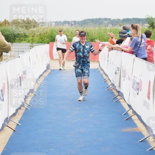 22.06.2025 - Viking Triathlon MichiJ http://msf.ph/oto/8121040 22.06.2025 17:04:45 Ziel 466, 656 meine-sportfotos.de