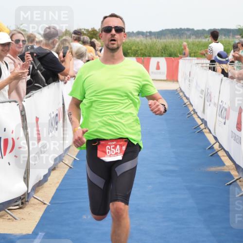 22.06.2025 - Viking Triathlon MichiJ http://msf.ph/oto/8121043 22.06.2025 14:59:28 Ziel 654 meine-sportfotos.de