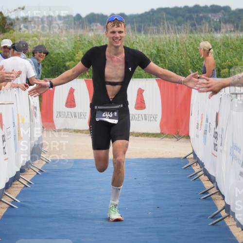 22.06.2025 - Viking Triathlon MichiJ http://msf.ph/oto/8121087 22.06.2025 14:59:44 Ziel 203 meine-sportfotos.de