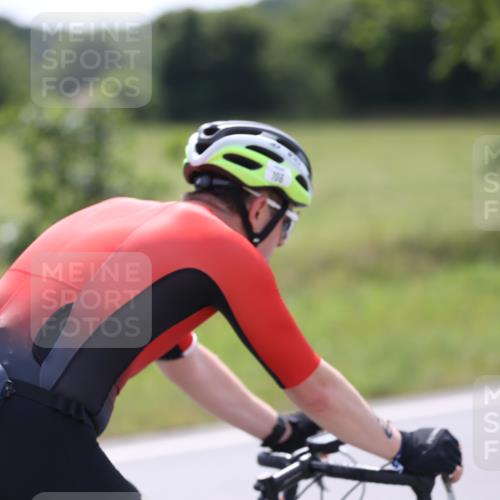 22.06.2025 - Viking Triathlon Yannick Fuchs http://msf.ph/oto/8121088 22.06.2025 11:47:56 Radfahren 106, 136, 163, 415 meine-sportfotos.de