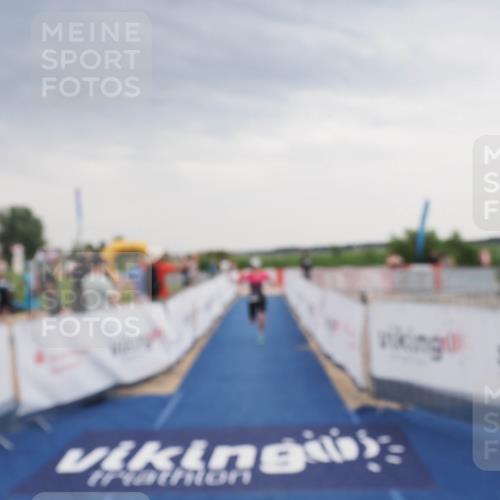 22.06.2025 - Viking Triathlon MichiJ http://msf.ph/oto/8121093 22.06.2025 16:35:30 Ziel 472 meine-sportfotos.de