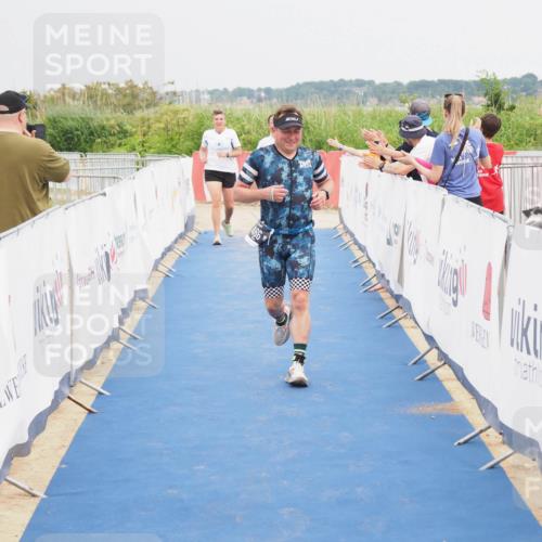 22.06.2025 - Viking Triathlon MichiJ http://msf.ph/oto/8121102 22.06.2025 17:04:46 Ziel 466, 656 meine-sportfotos.de