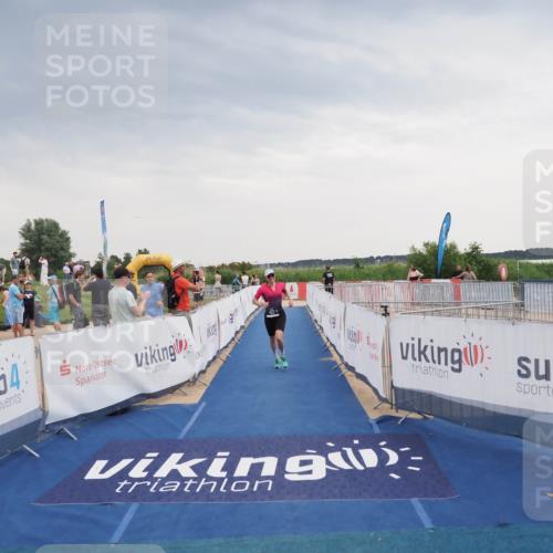 22.06.2025 - Viking Triathlon MichiJ http://msf.ph/oto/8121134 22.06.2025 16:35:31 Ziel 472 meine-sportfotos.de