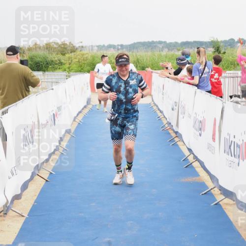 22.06.2025 - Viking Triathlon MichiJ http://msf.ph/oto/8121141 22.06.2025 17:04:46 Ziel 466, 656 meine-sportfotos.de