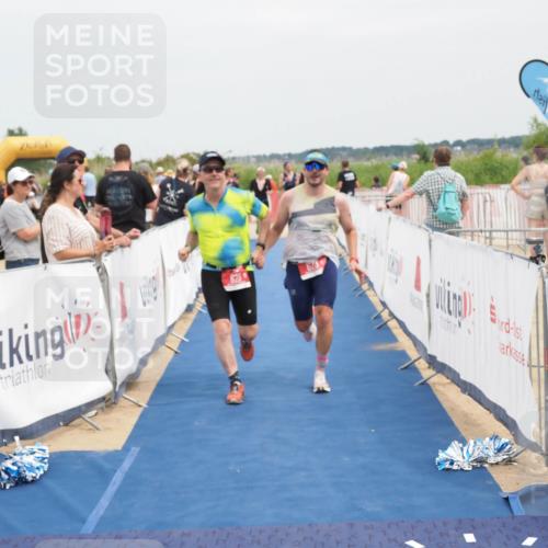 22.06.2025 - Viking Triathlon MichiJ http://msf.ph/oto/8121149 22.06.2025 15:13:07 Ziel 98, 337, 623 meine-sportfotos.de