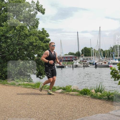 22.06.2025 - Viking Triathlon KatJ http://msf.ph/oto/8121164 22.06.2025 15:15:34 Laufen 535 meine-sportfotos.de