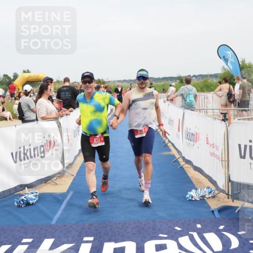 22.06.2025 - Viking Triathlon MichiJ http://msf.ph/oto/8121187 22.06.2025 15:13:08 Ziel 98, 337, 623 meine-sportfotos.de