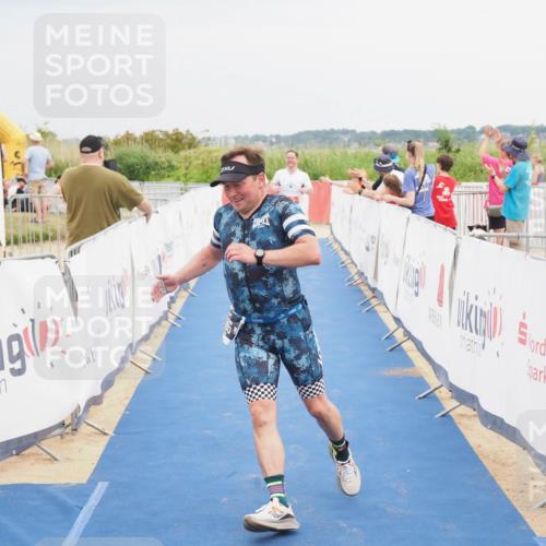 22.06.2025 - Viking Triathlon MichiJ http://msf.ph/oto/8121208 22.06.2025 17:04:47 Ziel 466, 656 meine-sportfotos.de