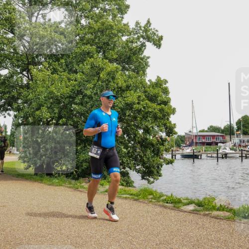 22.06.2025 - Viking Triathlon KatJ http://msf.ph/oto/8121303 22.06.2025 15:15:38 Laufen 153 meine-sportfotos.de