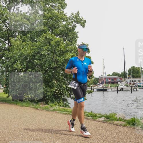 22.06.2025 - Viking Triathlon KatJ http://msf.ph/oto/8121332 22.06.2025 15:15:39 Laufen 153 meine-sportfotos.de