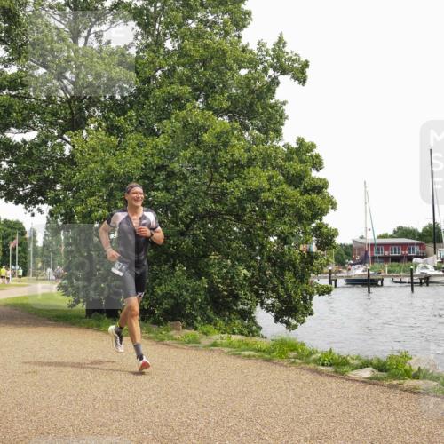 22.06.2025 - Viking Triathlon KatJ http://msf.ph/oto/8121342 22.06.2025 15:15:42 Laufen 463 meine-sportfotos.de