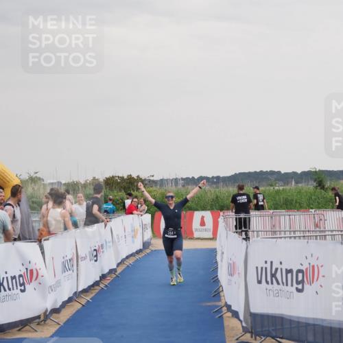 22.06.2025 - Viking Triathlon MichiJ http://msf.ph/oto/8121343 22.06.2025 16:36:20 Ziel 244 meine-sportfotos.de