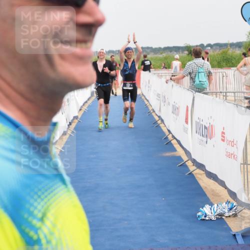 22.06.2025 - Viking Triathlon MichiJ http://msf.ph/oto/8121344 22.06.2025 15:13:11 Ziel 98, 337, 395, 415, 623 meine-sportfotos.de