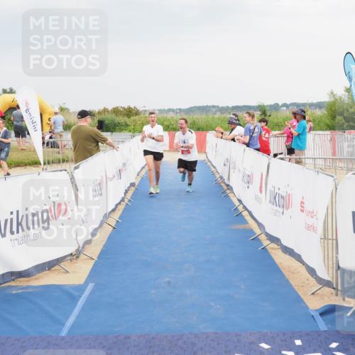 22.06.2025 - Viking Triathlon MichiJ http://msf.ph/oto/8121347 22.06.2025 17:04:49 Ziel 466, 656 meine-sportfotos.de