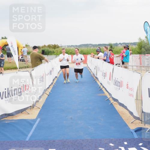 22.06.2025 - Viking Triathlon MichiJ http://msf.ph/oto/8121371 22.06.2025 17:04:50 Ziel 466, 656 meine-sportfotos.de