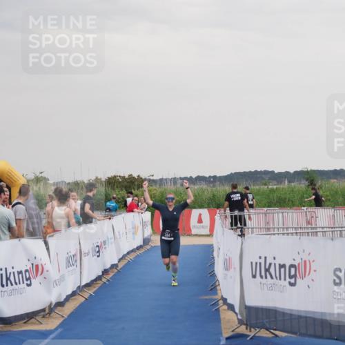 22.06.2025 - Viking Triathlon MichiJ http://msf.ph/oto/8121372 22.06.2025 16:36:20 Ziel 244 meine-sportfotos.de