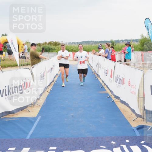 22.06.2025 - Viking Triathlon MichiJ http://msf.ph/oto/8121415 22.06.2025 17:04:50 Ziel 466, 656 meine-sportfotos.de