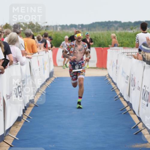 22.06.2025 - Viking Triathlon MichiJ http://msf.ph/oto/8121456 22.06.2025 15:00:03 Ziel 517 meine-sportfotos.de