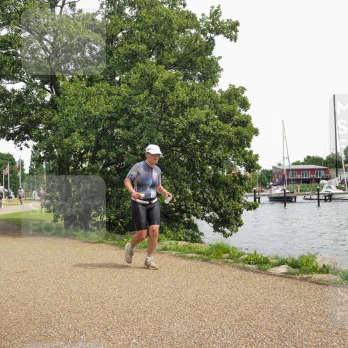 22.06.2025 - Viking Triathlon KatJ http://msf.ph/oto/8121458 22.06.2025 15:16:04 Laufen 454 meine-sportfotos.de