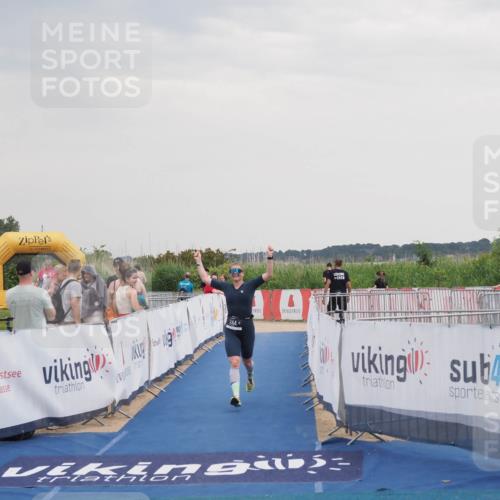 22.06.2025 - Viking Triathlon MichiJ http://msf.ph/oto/8121460 22.06.2025 16:36:21 Ziel 244 meine-sportfotos.de
