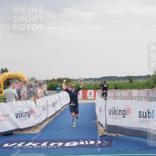 22.06.2025 - Viking Triathlon MichiJ http://msf.ph/oto/8121473 22.06.2025 16:36:21 Ziel 244 meine-sportfotos.de