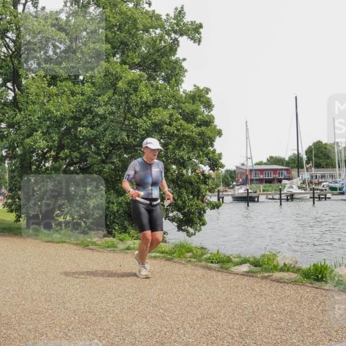 22.06.2025 - Viking Triathlon KatJ http://msf.ph/oto/8121485 22.06.2025 15:16:04 Laufen 454 meine-sportfotos.de