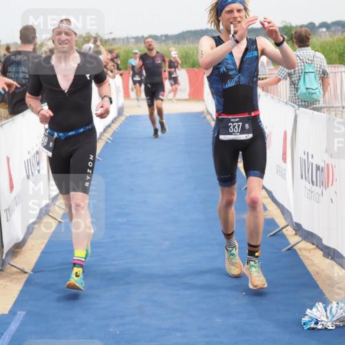 22.06.2025 - Viking Triathlon MichiJ http://msf.ph/oto/8121503 22.06.2025 15:13:13 Ziel 98, 228, 337, 395, 415, 623 meine-sportfotos.de