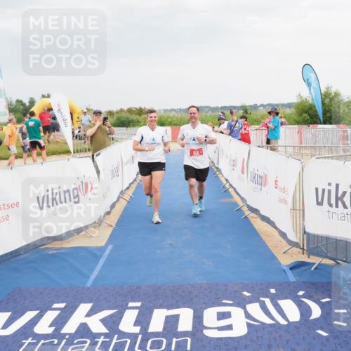 22.06.2025 - Viking Triathlon MichiJ http://msf.ph/oto/8121507 22.06.2025 17:04:51 Ziel 466, 656 meine-sportfotos.de