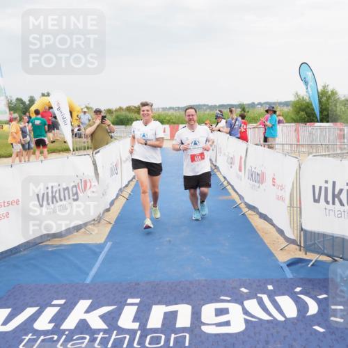 22.06.2025 - Viking Triathlon MichiJ http://msf.ph/oto/8121525 22.06.2025 17:04:52 Ziel 466, 656 meine-sportfotos.de