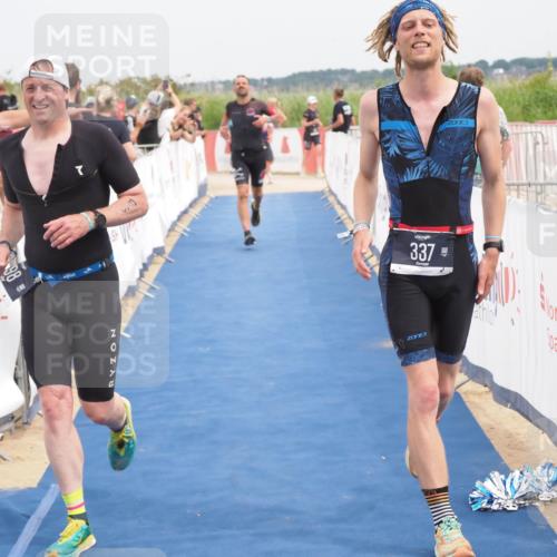 22.06.2025 - Viking Triathlon MichiJ http://msf.ph/oto/8121538 22.06.2025 15:13:14 Ziel 98, 228, 337, 395, 415 meine-sportfotos.de
