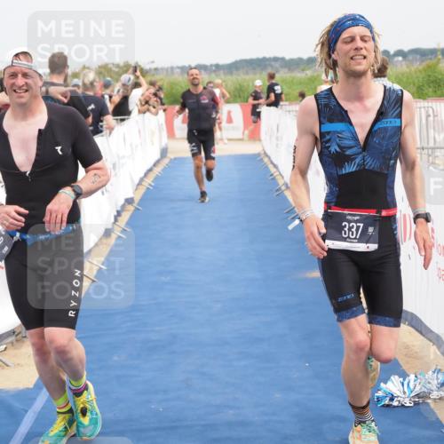 22.06.2025 - Viking Triathlon MichiJ http://msf.ph/oto/8121547 22.06.2025 15:13:14 Ziel 98, 228, 337, 395, 415 meine-sportfotos.de