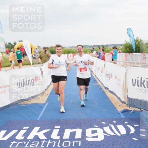22.06.2025 - Viking Triathlon MichiJ http://msf.ph/oto/8121561 22.06.2025 17:04:52 Ziel 466, 656 meine-sportfotos.de