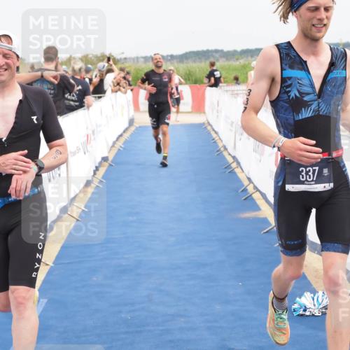 22.06.2025 - Viking Triathlon MichiJ http://msf.ph/oto/8121568 22.06.2025 15:13:14 Ziel 98, 228, 337, 395, 415 meine-sportfotos.de