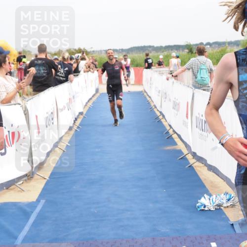 22.06.2025 - Viking Triathlon MichiJ http://msf.ph/oto/8121606 22.06.2025 15:13:15 Ziel 98, 228, 337, 395, 415 meine-sportfotos.de