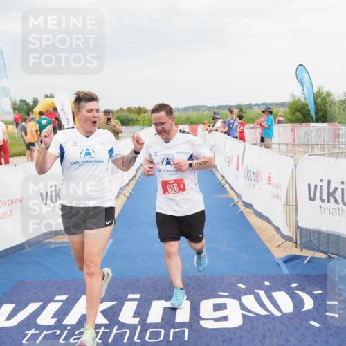22.06.2025 - Viking Triathlon MichiJ http://msf.ph/oto/8121619 22.06.2025 17:04:53 Ziel 466, 656 meine-sportfotos.de