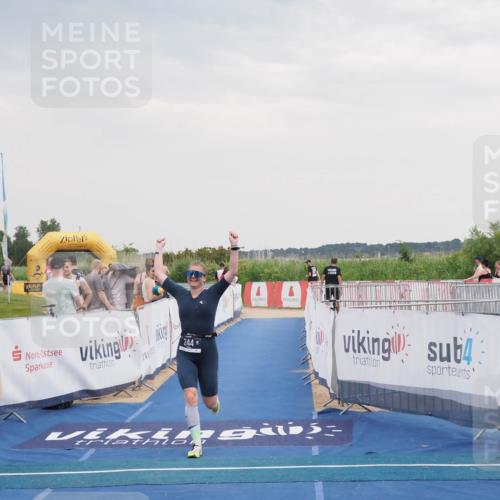 22.06.2025 - Viking Triathlon MichiJ http://msf.ph/oto/8121624 22.06.2025 16:36:23 Ziel 244 meine-sportfotos.de