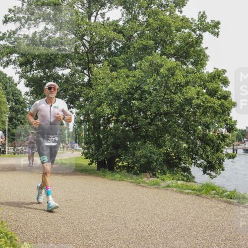 22.06.2025 - Viking Triathlon KatJ http://msf.ph/oto/8121688 22.06.2025 15:16:17 Laufen 241, 254, 656 meine-sportfotos.de