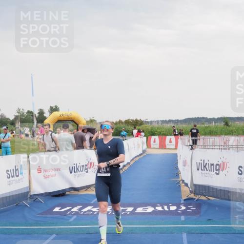 22.06.2025 - Viking Triathlon MichiJ http://msf.ph/oto/8121705 22.06.2025 16:36:24 Ziel 244 meine-sportfotos.de