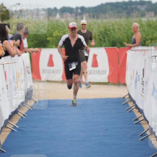 22.06.2025 - Viking Triathlon MichiJ http://msf.ph/oto/8121724 22.06.2025 15:00:18 Ziel 207 meine-sportfotos.de