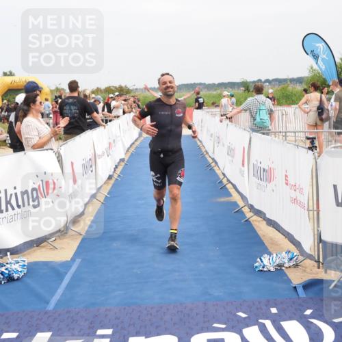 22.06.2025 - Viking Triathlon MichiJ http://msf.ph/oto/8121731 22.06.2025 15:13:16 Ziel 98, 228, 337, 395, 415 meine-sportfotos.de