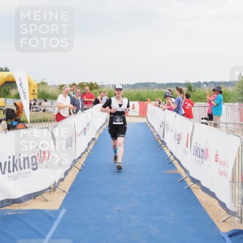 22.06.2025 - Viking Triathlon MichiJ http://msf.ph/oto/8121844 22.06.2025 17:05:43 Ziel 431 meine-sportfotos.de