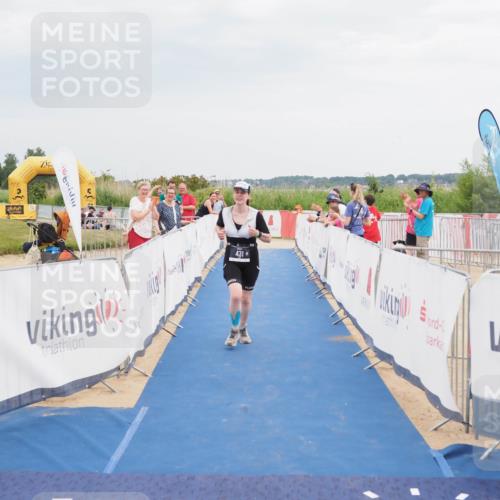 22.06.2025 - Viking Triathlon MichiJ http://msf.ph/oto/8121864 22.06.2025 17:05:43 Ziel 431 meine-sportfotos.de