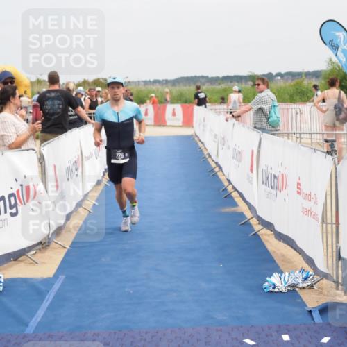22.06.2025 - Viking Triathlon MichiJ http://msf.ph/oto/8121869 22.06.2025 15:13:19 Ziel 228, 395, 415 meine-sportfotos.de